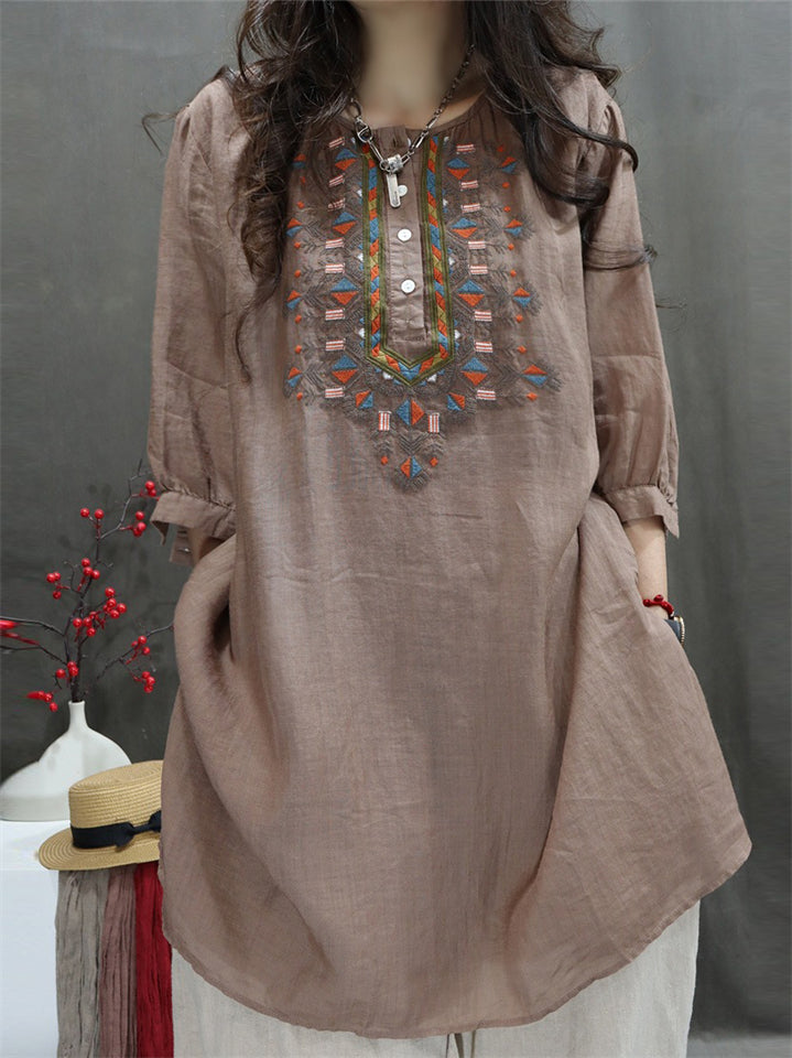 Women's Casual Summer Embroidery Round Neck Half Sleeve Shirt